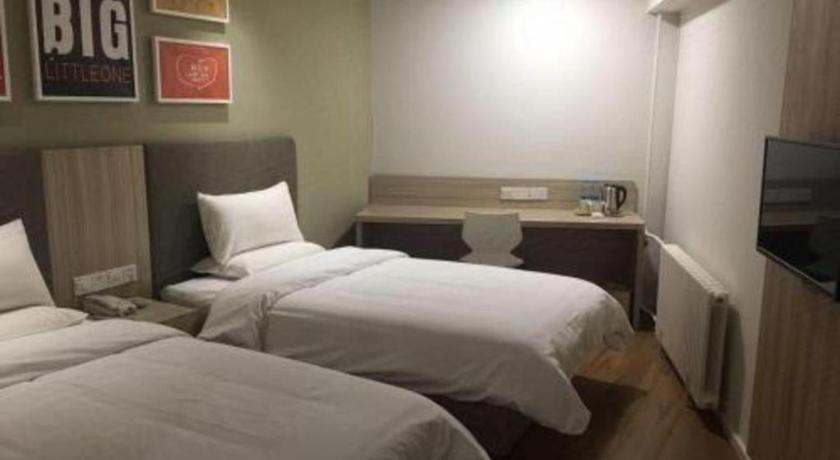 Hanting Hotel Harbin Railway Station Square Esterno foto